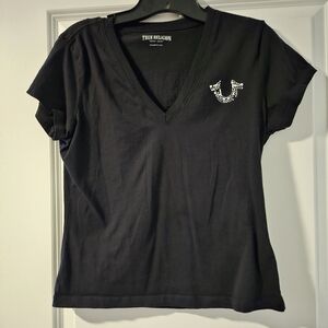 Women's true religion black v neck tshirt